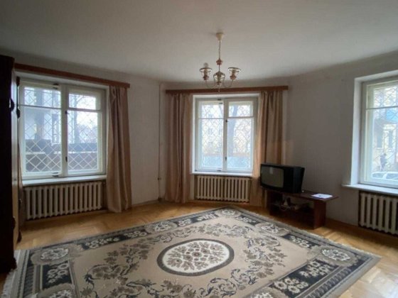 Продаж квартири 146 м2 біля парку культури Львів