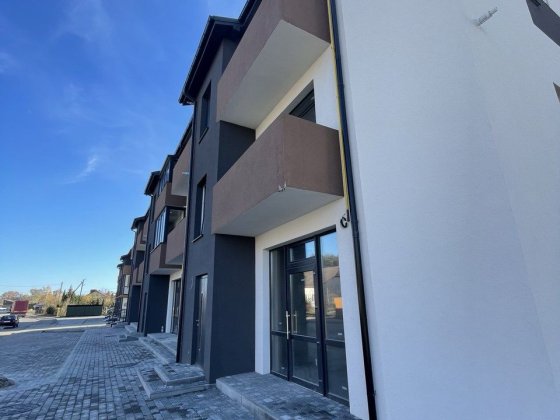 Продаж 2-кімнатної квартири з горищем в новобудові. Є право власності Львов