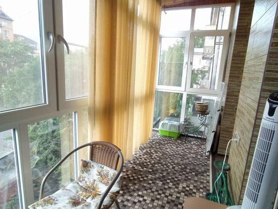 Продаю 2-х сталинку 3/5 на Адмиральской Николаев