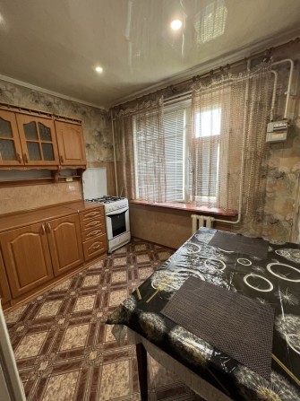 Продаю 2 комн./кв.  Соляные (ост. Школьная) Можно по сертификату - фото 1