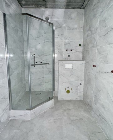 Євро 2к квартира з частковим ремонтом.Поруч ТРЦ Європарк з кінотеатром - фото 1