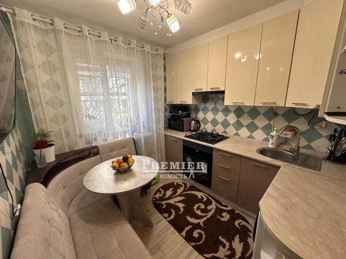 3 кімн квартира з ремонтом у затребуваному районі, 7 ст. В. Фонтана - фото 1