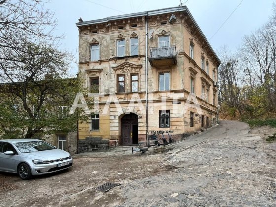 Продаж 1-кімнатної квартири у центрі старого Львова, вул. Смерекова Львов