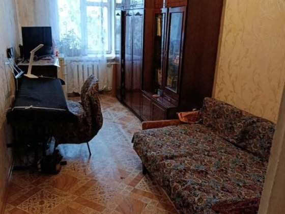 Продам 2к.кв. ХТЗ рынок двусторонняя Харьков