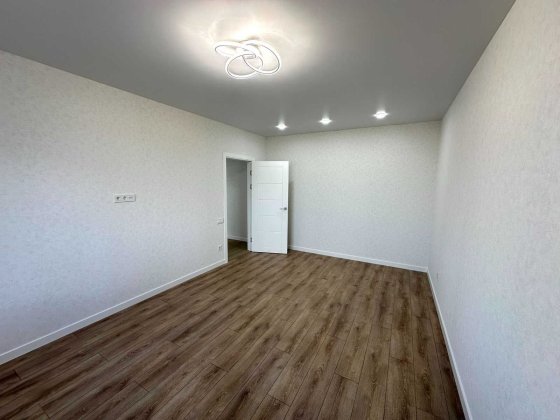 Продаж квартири 52м2 з ремонтом в ЖК "Сонячний, Боголюбова, 27а Софиевская Борщаговка