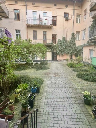 Продам 2-ох кім. квартиру по Вул.Волошина, центр - фото 1