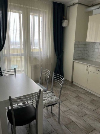 Продаж 1кім новобуда з паркомісцем в підземному паркінгу. - фото 1