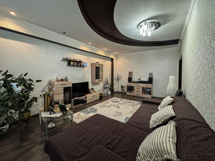 ЖК Петропавлівський, 4-кімнатна квартира, Петропавлівська Борщагівка - фото 1