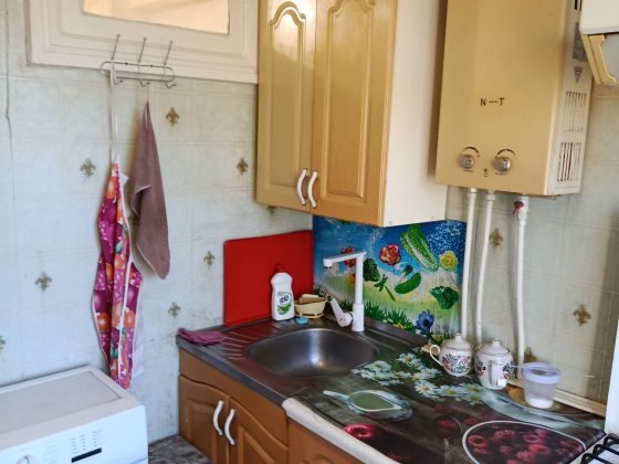 Продаю 2к/кв ул.Бузника 4/5,46/28/6 22000 Миколаїв