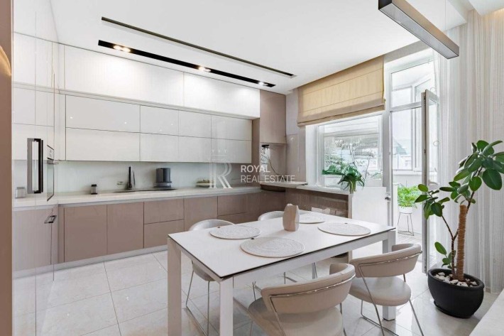 Продаж квартири Петропавлівська Борщагівка 4к126м2 ЖК Петропавлівський - фото 1