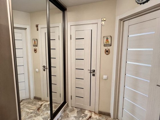 Продається 3кімнатна квартира з коморами Петропавловская Борщаговка