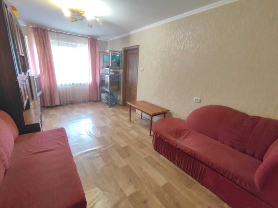 Продається 3-кімнатна квартира біля  ринку "Колос" Миколаїв