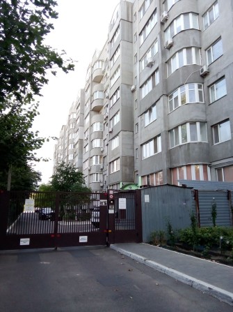 Продается 1к.квартира.60м.Кухня 17м.НОВОСТРОЙ.Садовая. - фото 1