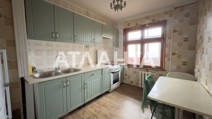 Таирово!3 ком.квартира с ремонтом.Средний этаж.Глушко/Королева - фото 1