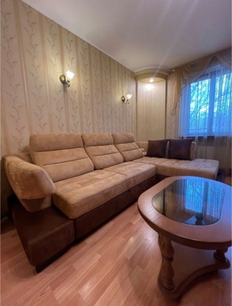 Продаю 2х комнатную квартиру в центре города. АВТОНОМНОЕ отопление. - фото 1