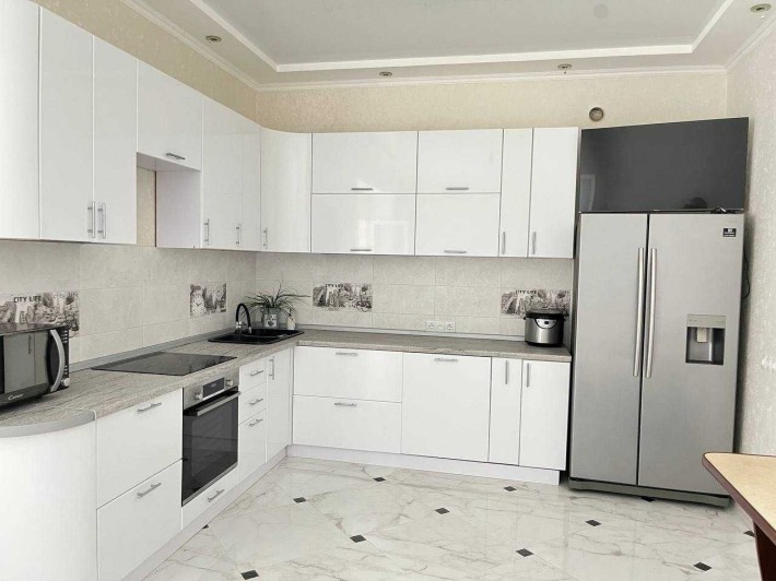 Продам стильную  отличную 2 к/к в ЖК “Ривьера» - фото 1