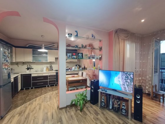 Продаж 3-кімнатної квартири на вул. Лісна  (Сихів).
Площа квартири 78 Львів