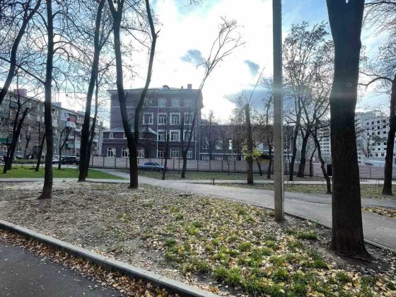 Продам 2х комнатную Сталинку Центнр Данилевского Ромена Роллана  DI Харьков