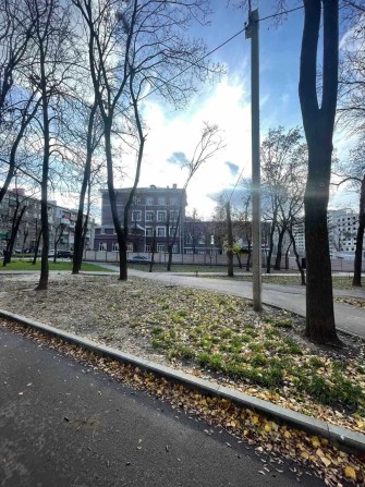 Продам 2х комнатную Сталинку Центнр Данилевского Ромена Роллана  DI - фото 1