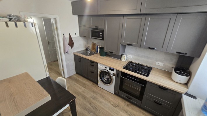 продаю 3х комнатную квартиру с  автономкой ,ремонт улица Водопроводн - фото 1