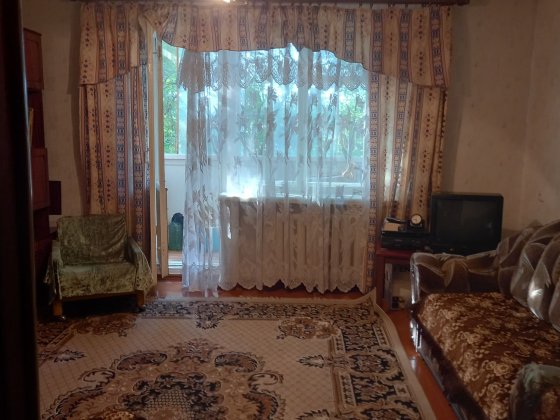 Продам 3 комнатную квартиру пр.Индустриальный 26,в 9 эт. доме на 2 эт. Харьков