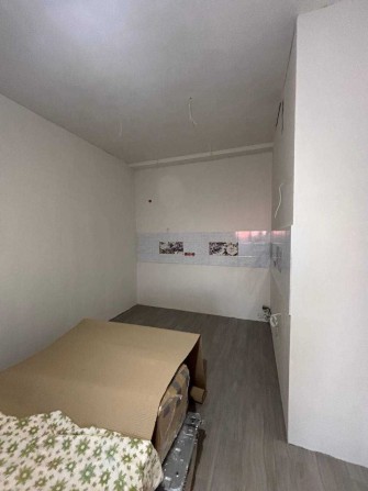 Продам однокомнатную квартиру 43м в сданном ЖК Омега, пл. Толбухина - фото 1