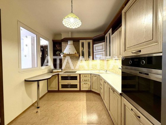 3-комнатная квартира с видом на море в элитном ЖК "Кукуруза" Одеса