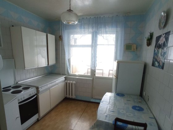 В продаже 2 ком. улучшенной планировки, средний этаж Киевский район