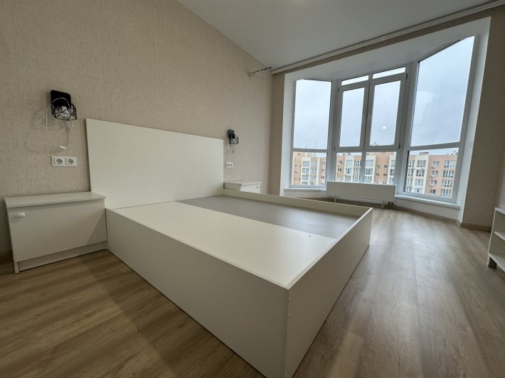 Продаж нової 1кімнатної квартири 39м2 з меблями,технікою Соф. Борщаг - фото 1