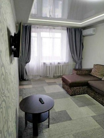 Продажа 2 к квартиры, Госпром, центр Города, метро 1 минута - фото 1