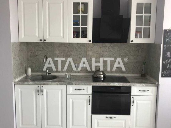 Уютная 3-комнатная квартира с евроремонтом и мебелью на Таирова Одеса