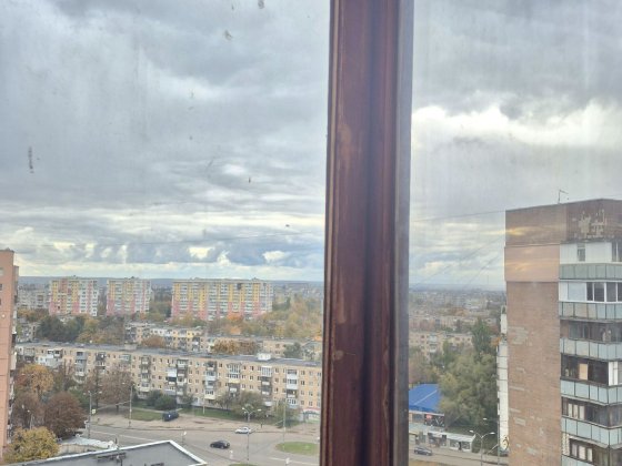 Продам квартиру Палац спорту . Співрапцюю. Харьков