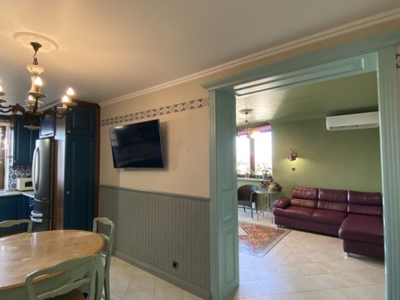 ТРЕХКОМНАТНАЯ в СВЕТЛОМ пер. в новом кирпичном доме рядом с парком Одеса