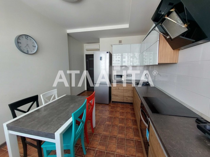 3-комнатная квартира с ремонтом в ЖК «Альтаир» на Люстдорфской дороге - фото 1