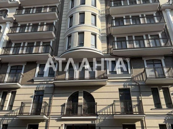 Продажа 1к  квартиры в сердце Одессы! ЖК Винзор, кирпич, газ, паркинг