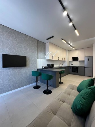 2-комнатная квартира в Аркадии‼️Еллада 69 м2 вид на Генуезскую - фото 1