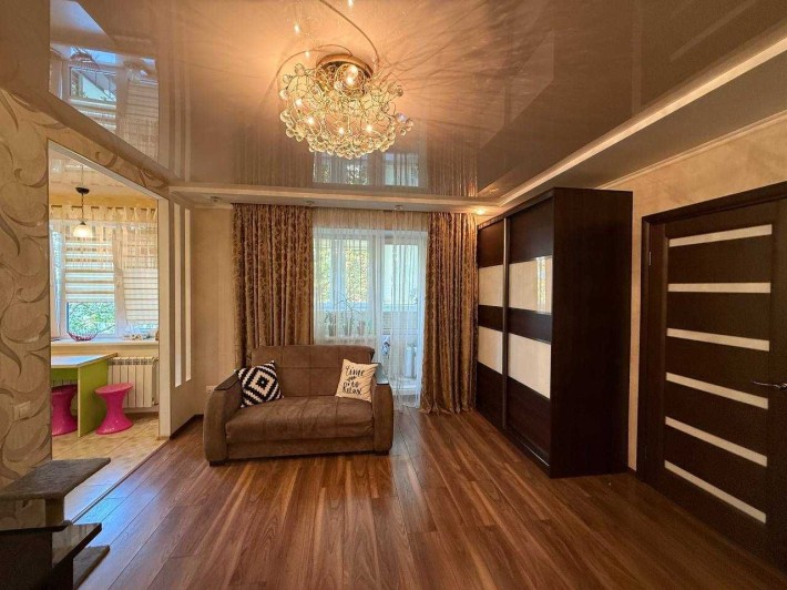 В продаже 3 ком. квартира Ивана и Юрия Лип(Гайдара)/Черемушки. - фото 1