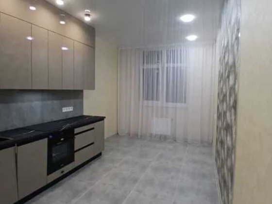 Продам квартиру с ремонтов в 66 Жемужине на Краснова