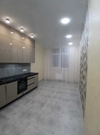 Продам квартиру с ремонтов в 66 Жемужине на Краснова - фото 1