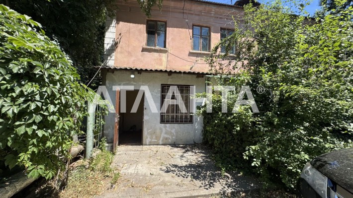 Продаётся уютная 2-комнатная квартиру с отдельным двориком - фото 1