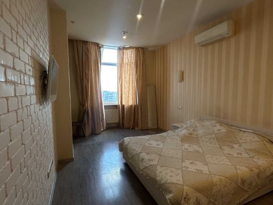 Квартира в ЖК Перекресток на 5 Фонтана. Кирпичный дом. Южная сторона. Одеса