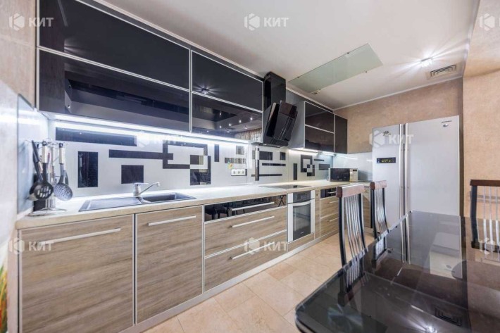 3к.125м2  Центр Наукова ( ул. Культуры, м. Научная, ЖК Олимп ) 120338 - фото 1