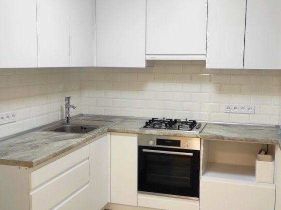 Реальная, звоните! Продам 1-к квартиру м. Индустриальная Харьков