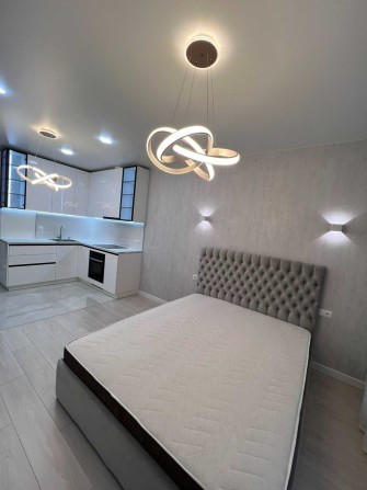 Квартира в ЖК Модерн ( 5ст. Большого Фонтана) - фото 1