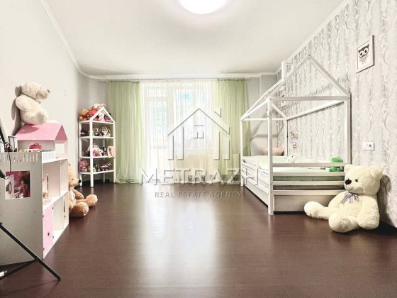 Продам 2ух комн.квартиру в Новострое. Харьков