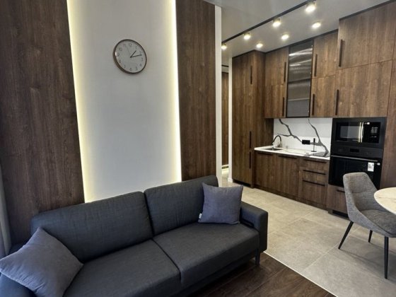 Продам квартиру на краснова Кадор сити