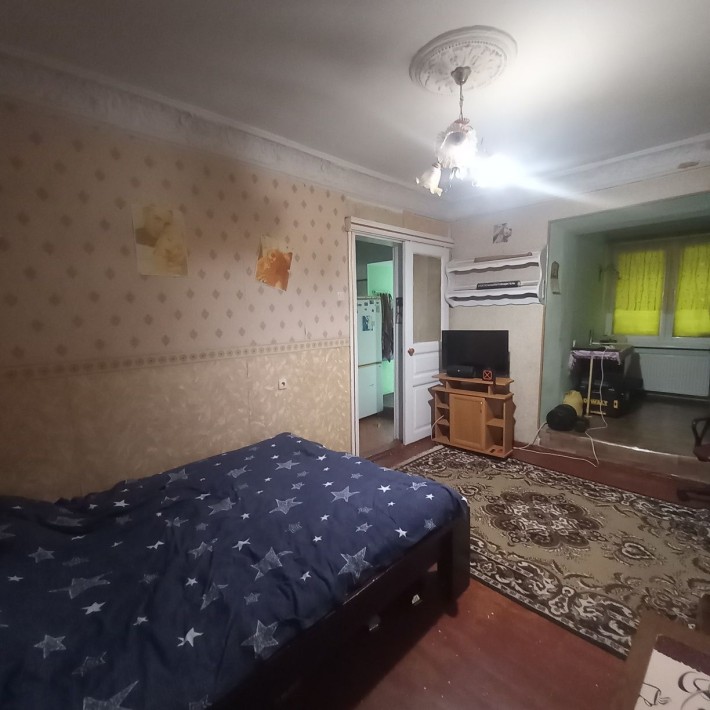 Продам 1-комнатную квартиру - фото 1