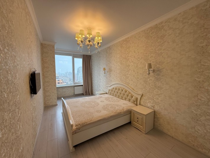 2 комнатная квартира в Южной Пальмире/ Генуэзская - фото 1