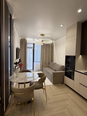 Новая квартира в Аркадии в ЖК Элада с дорогим ремонтом - фото 1