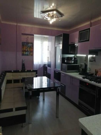 Красивая 3-х ком.кв. по ул. Героев Сталинграда - фото 1